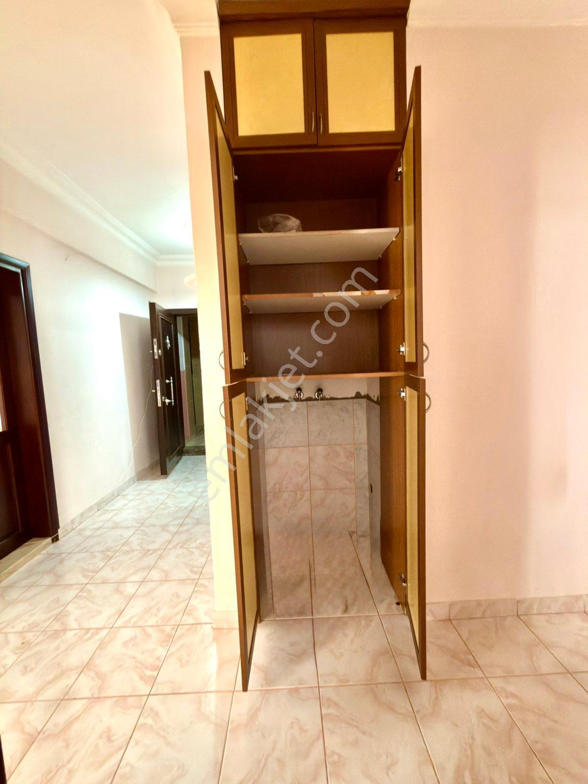 Temel Eğitim Mahallesi'nde Okullar Bölgesinde Ebeveyn Banyolu Geniş Ve Ferah 3+1 Kiralık Daire - Görsel 11