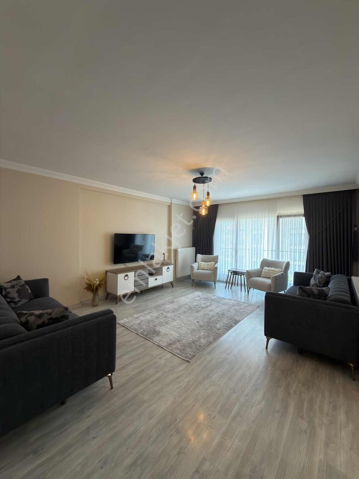 Doğu Gayrimenkulden Söğütlü'de Üniye 1 Dk 165m2 3cephe 3+1 Daire - Görsel 33