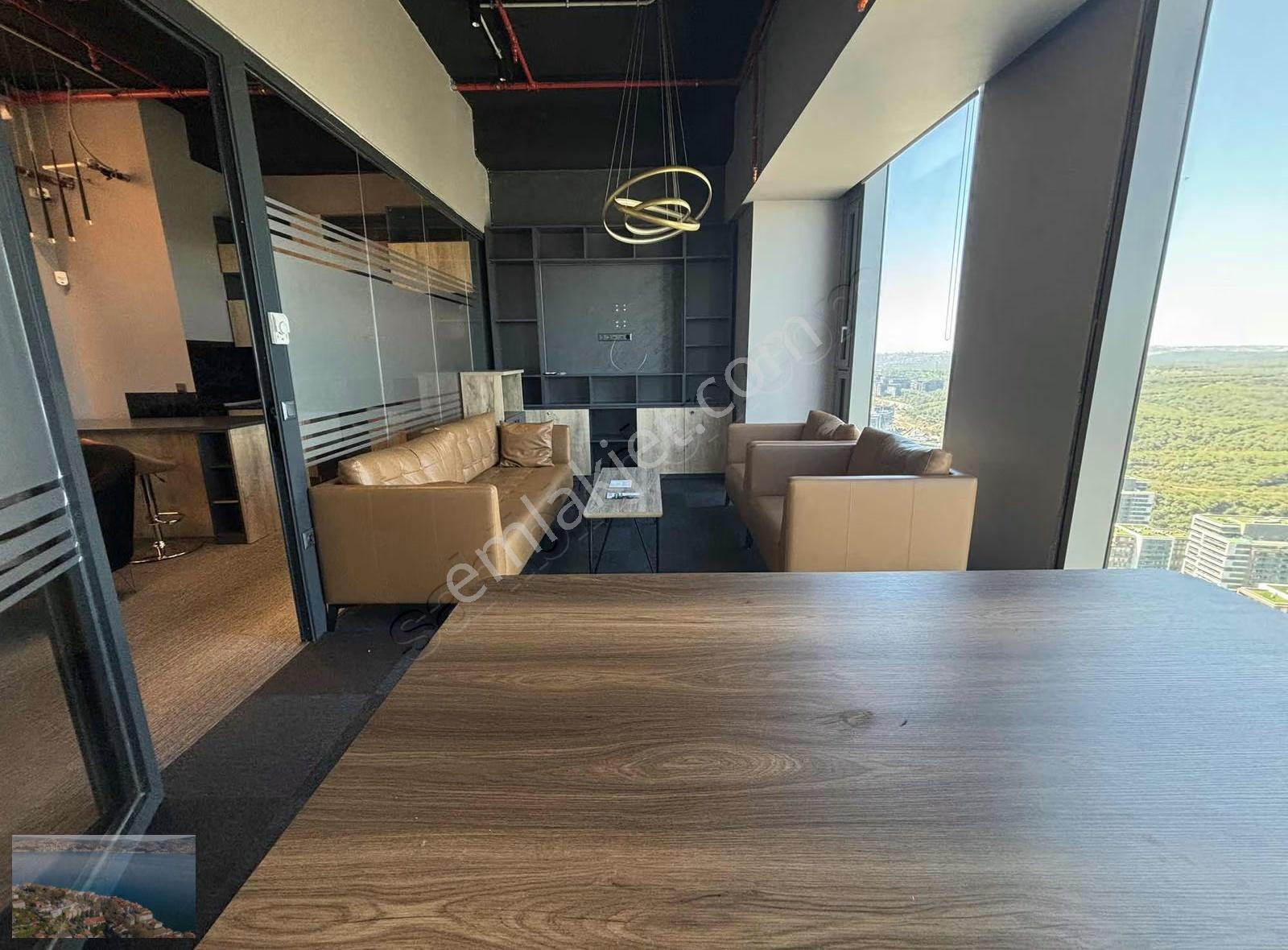 Skyland Vadistanbul Eşyalı Kiralık Ofis 110m2 Net Vadi Manzaralı - Görsel 3