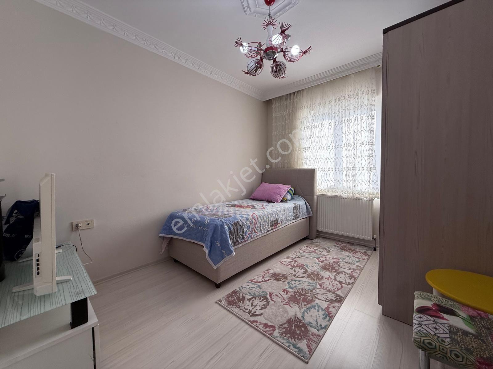 Şehitler Cd. Üzeri!tek Bloklu Lüx Sitede Panoramik Manzaralı 3+1 - Görsel 14