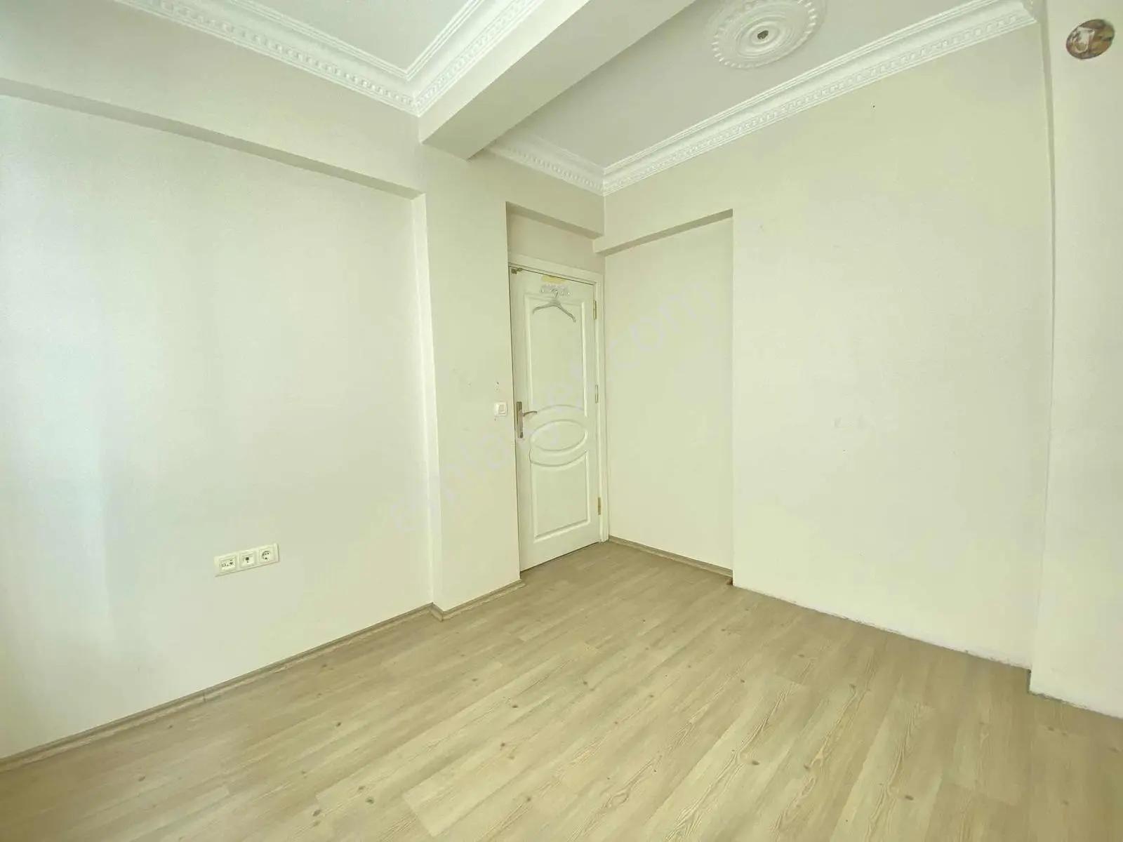 Hüsamettin Çelebi Mah. Özalkent Karakolu Arkası Geniş 3+1 Daire - Görsel 5