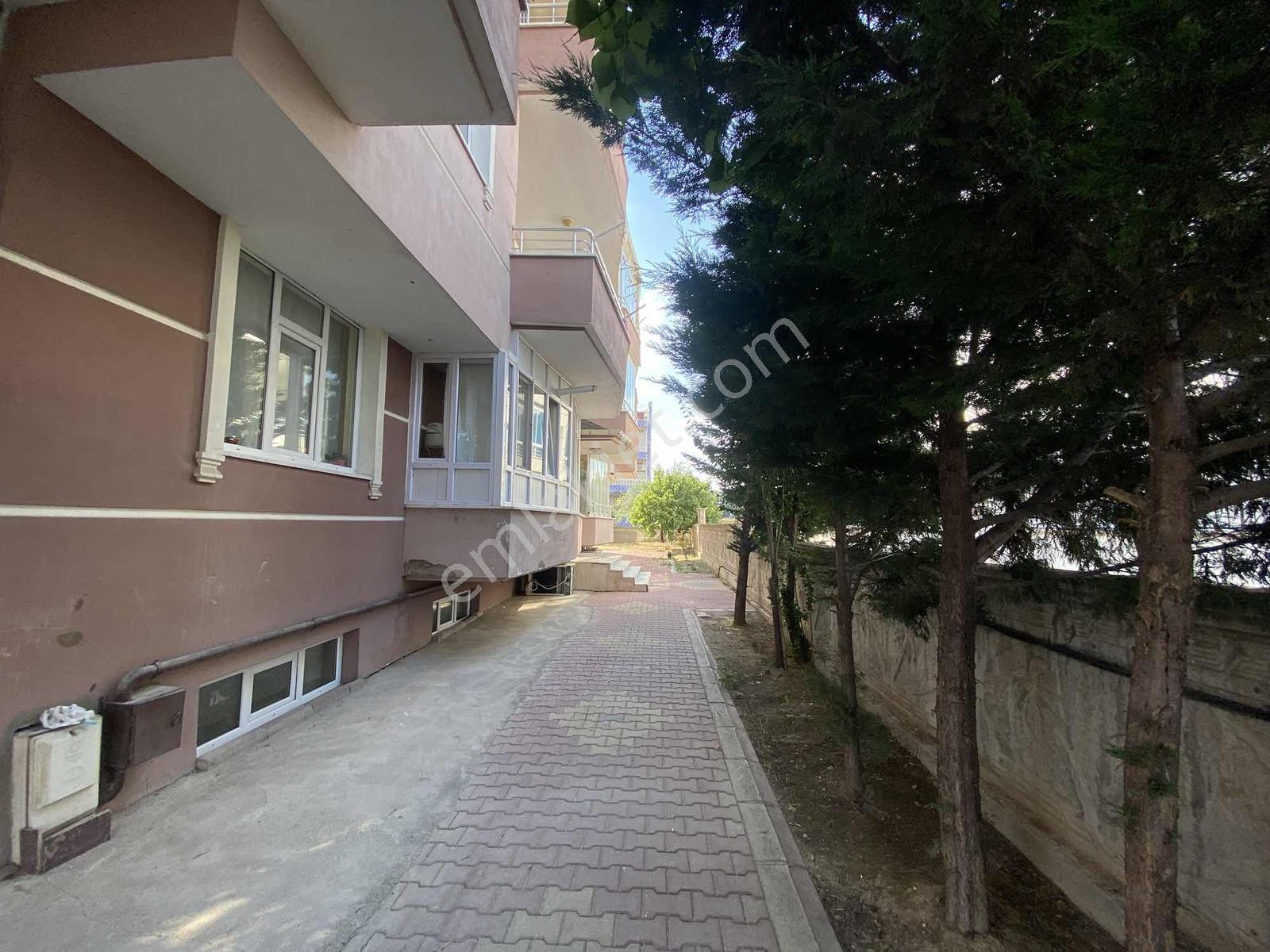 Hüsamettin Çelebi Mah. Özalkent Karakolu Arkası Geniş 3+1 Daire - Görsel 14
