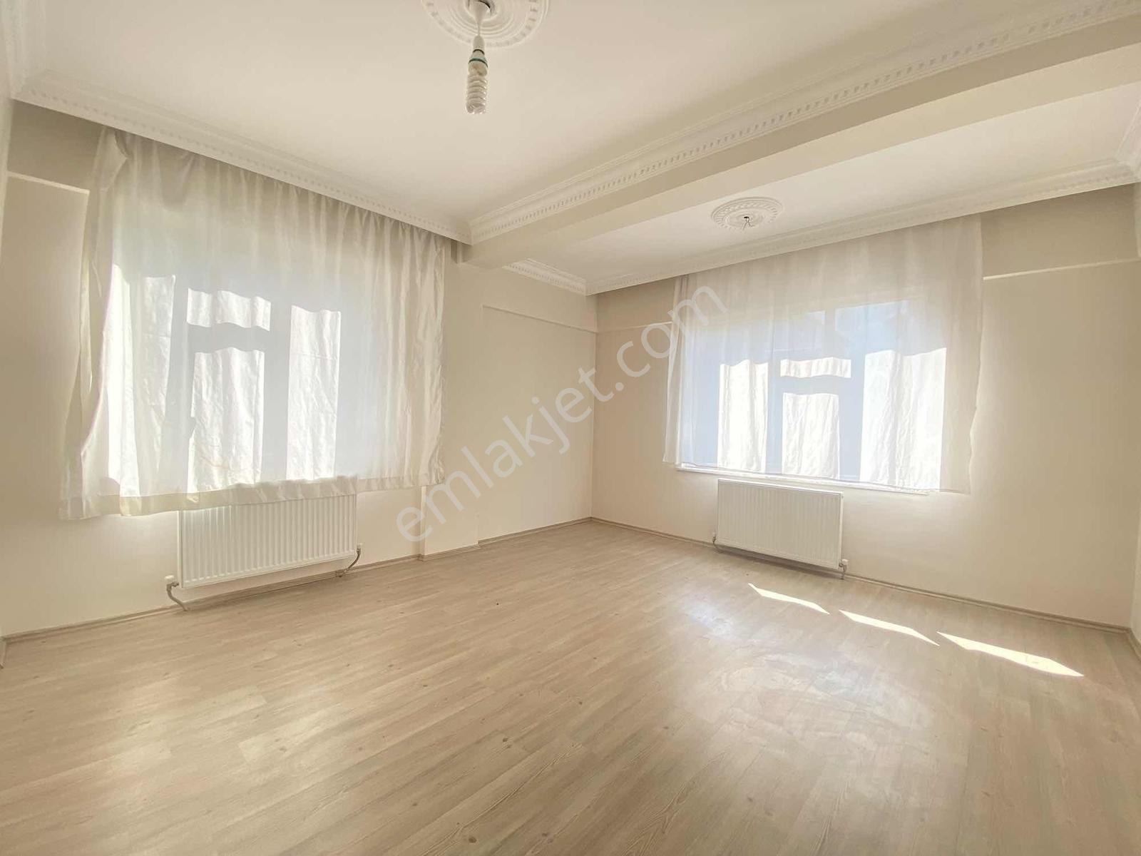 Hüsamettin Çelebi Mah. Özalkent Karakolu Arkası Geniş 3+1 Daire - Görsel 4