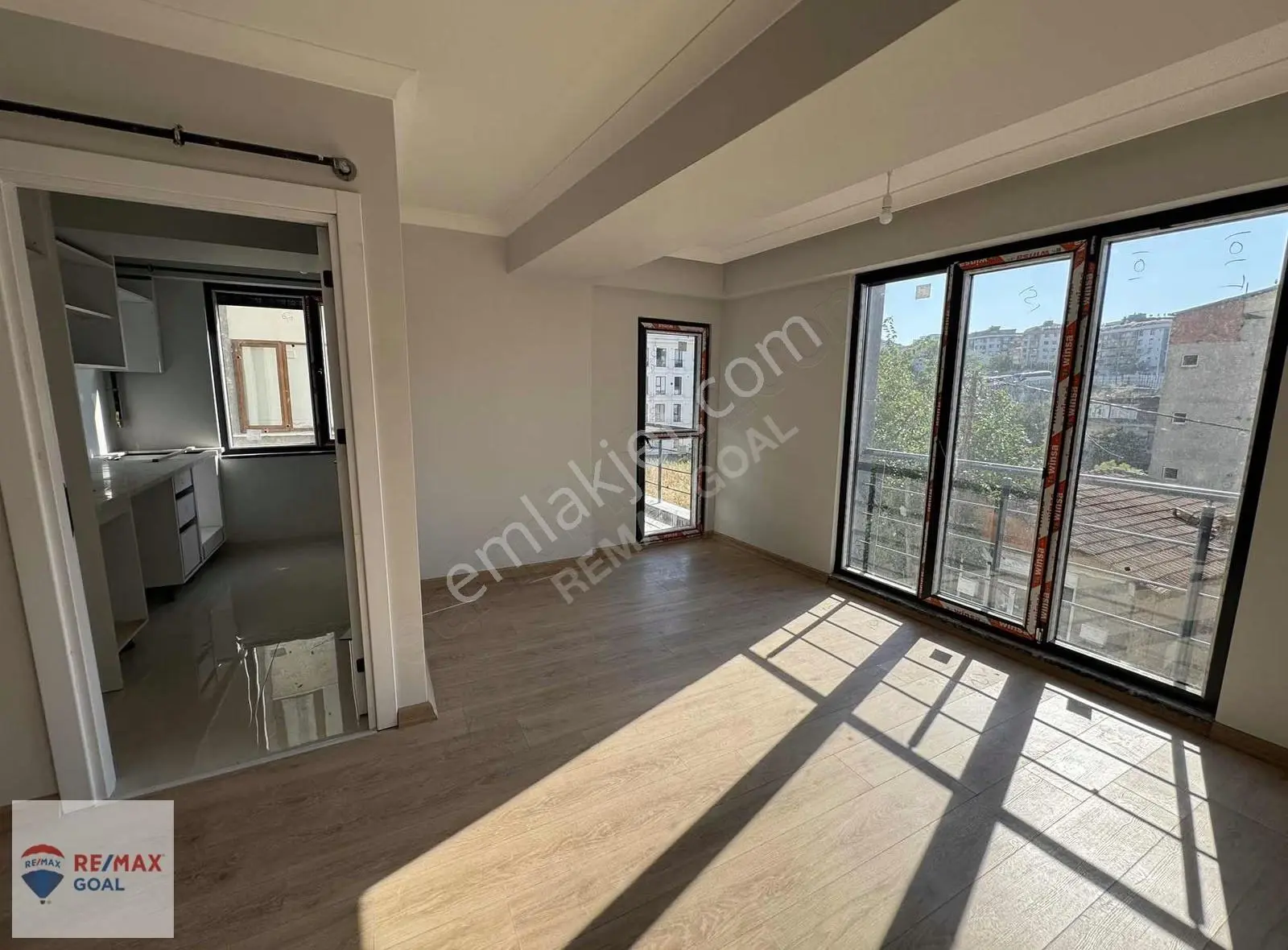 Marmara Üniversitesi Dibinde Büyük 2+1 Kapalı Mutfak Daire - Görsel 2