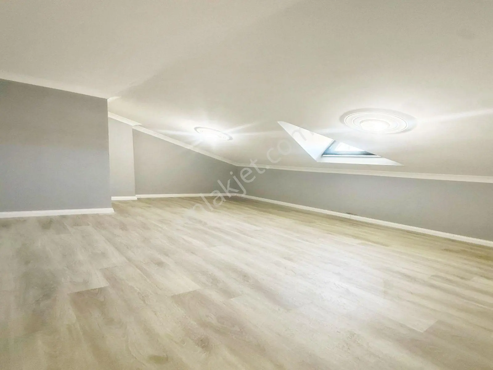 Nes Yapı'dan Beylikdüzn'de Metrobüse Yakın Sıfır Geniş Kullanımlı Satılık Dublexs Daire!! - Görsel 17