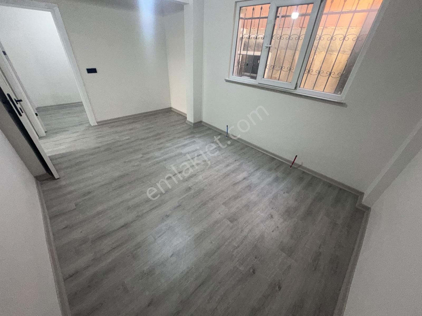 Ademyavuz Mah Lüx İçi Yapılı Kapalı Pazarın Yanında 3+1 Fırsattt