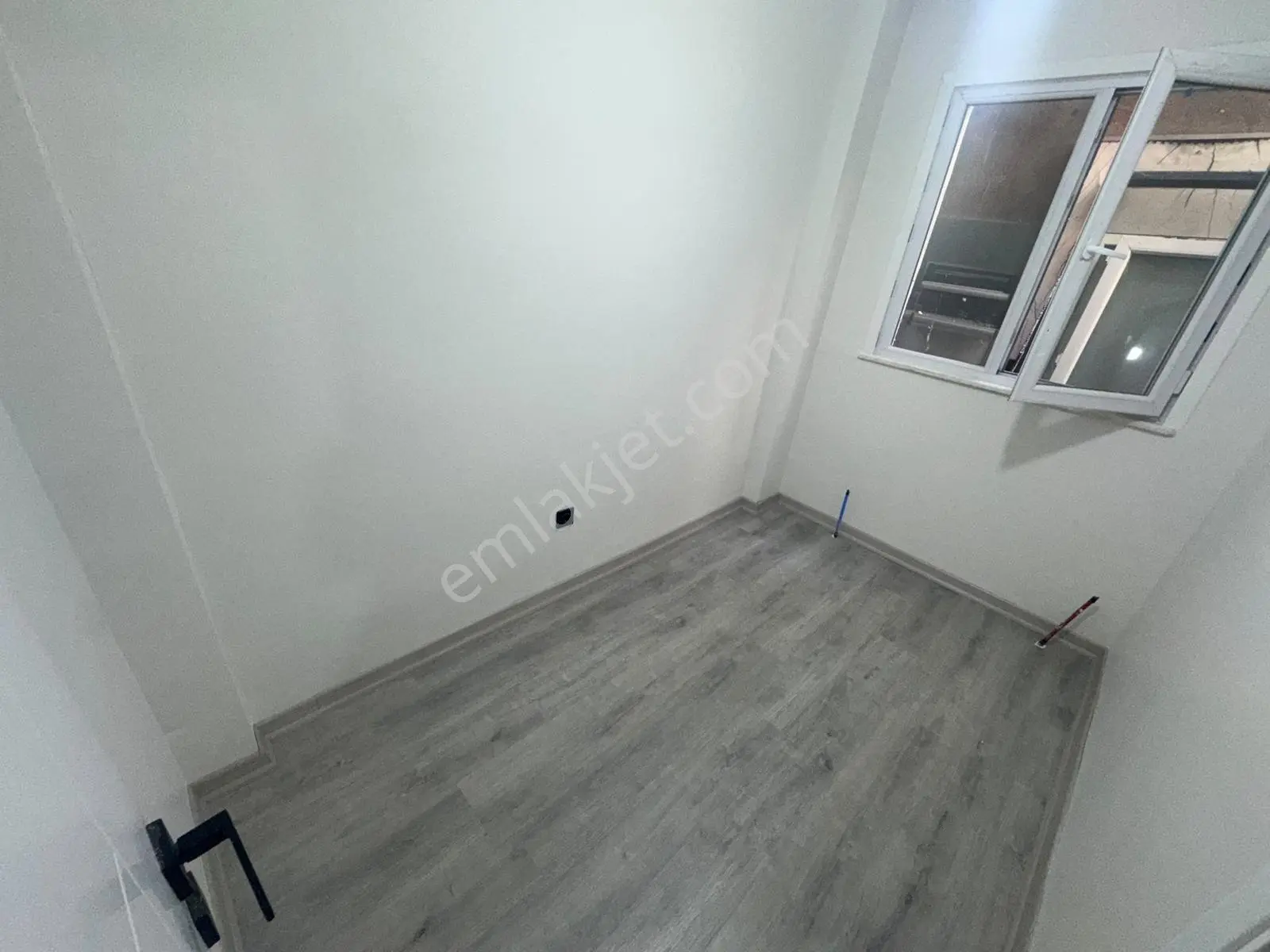 Ademyavuz Mah Lüx İçi Yapılı Kapalı Pazarın Yanında 3+1 Fırsattt - Görsel 5