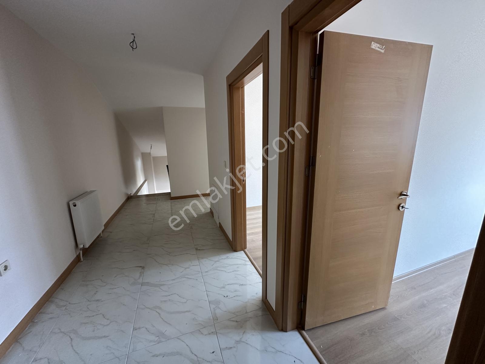 Anka Real Estate/çayırova Merkez Satılık 4+1 Teraslı Daire - Görsel 33
