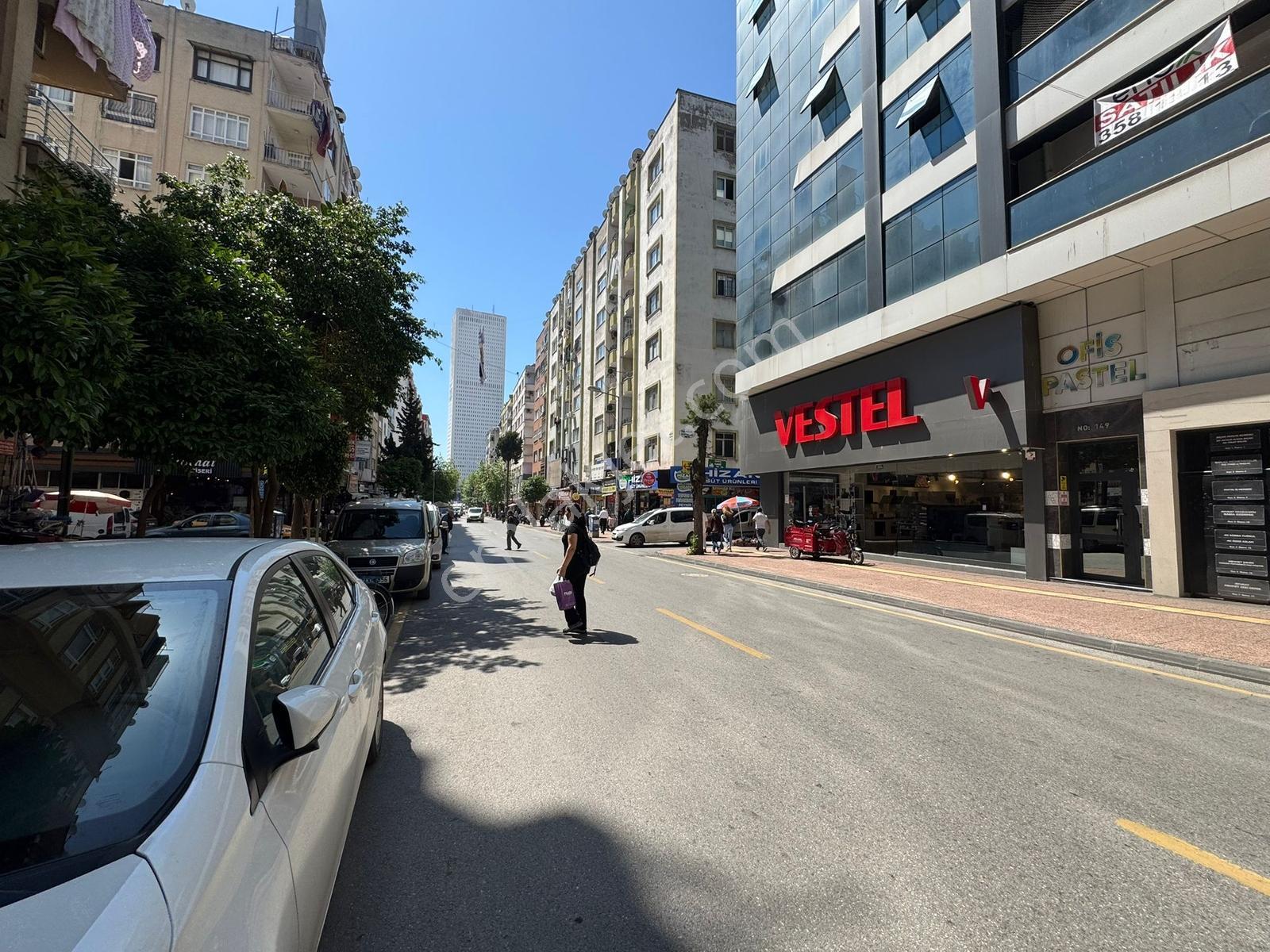 Metin Gayrimenkul'den Hastahane Caddesinde Kiralık Dükkan - Görsel 8