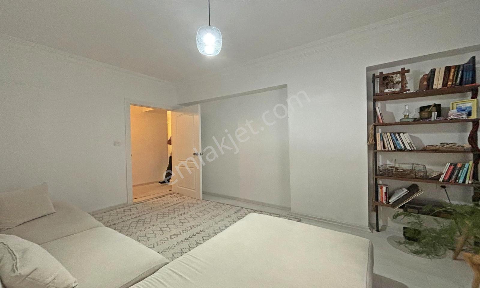 Bulvardan Cadde Üstü,cepheleri Açık,orta Kat,asansörlü 3+1 Daire - Görsel 24
