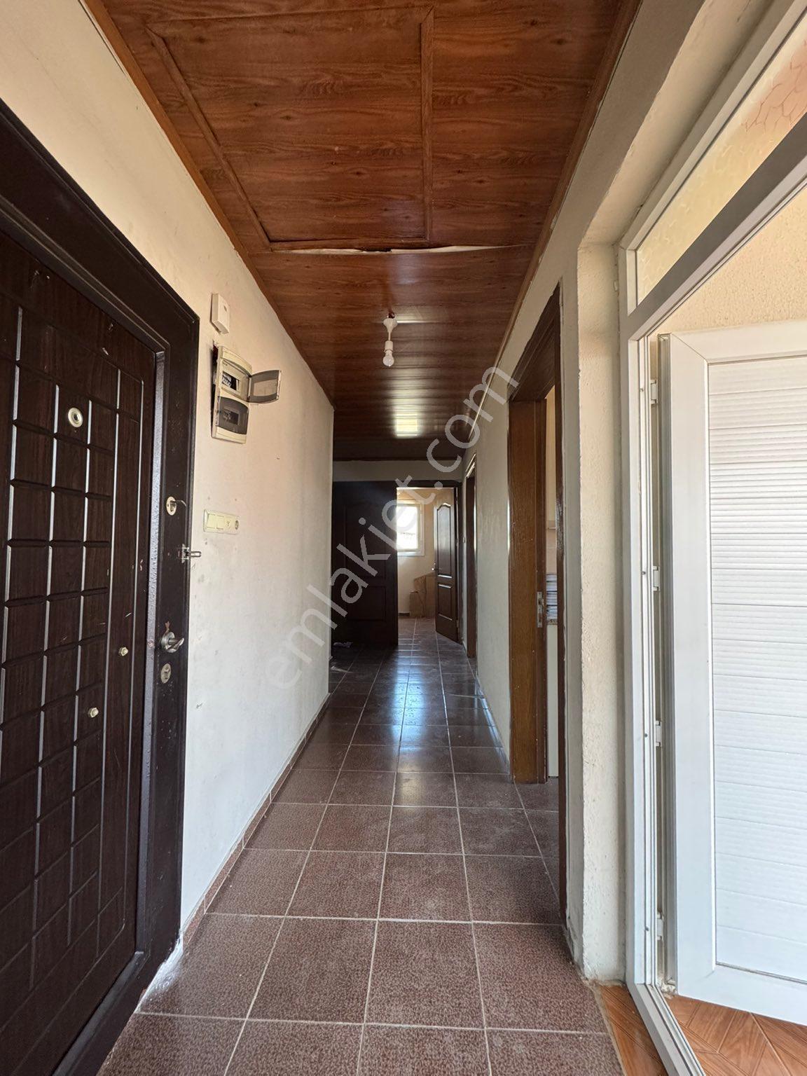 Buca Göksu Mah. İzban Dibi Balkonlu Teraslı 120 M2. 2+1 Daire - Görsel 18