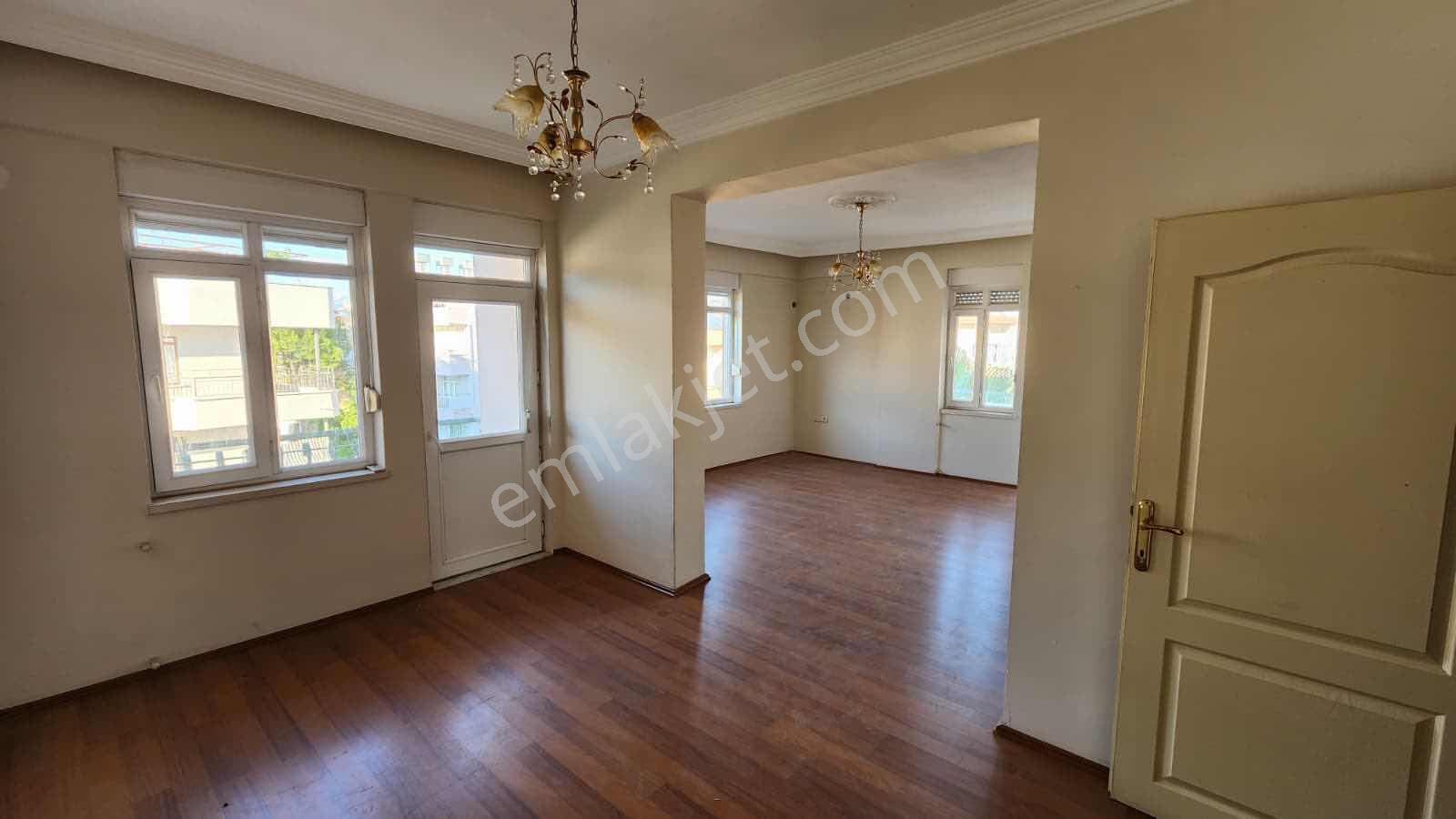 Manavgat Bahçelievler Mahallesi'de Kiralık 4+1 Dubleks Daire - Görsel 13