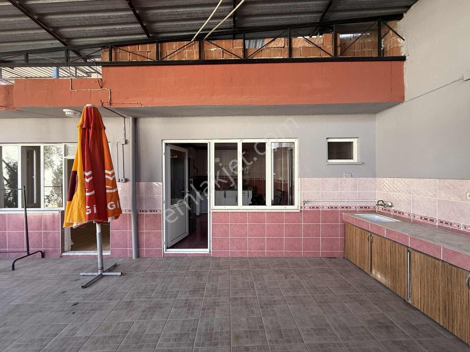 Remax Pin'den İncirliovada Satılık 5 Kat İmarlı Müstakil Ev Acil - Görsel 9