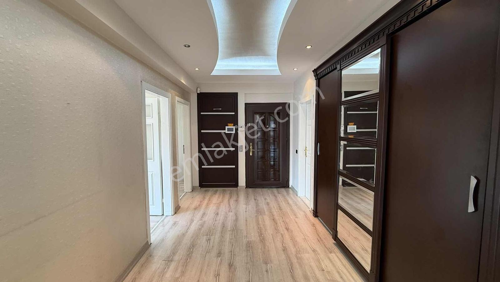Alpaslan Mah.merkezi Konumda Önü Açık Kiralık 4+1 Daire - Görsel 18