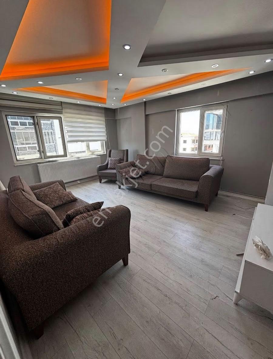İş Bankası Karşısı 3+1 Kiralık Arakat Daire - Görsel 2