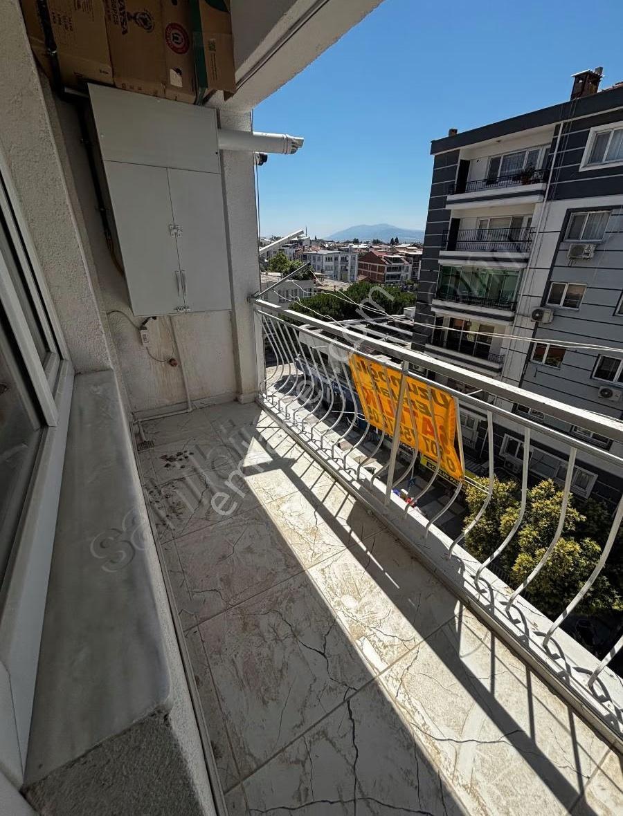 İş Bankası Karşısı 3+1 Kiralık Arakat Daire - Görsel 4