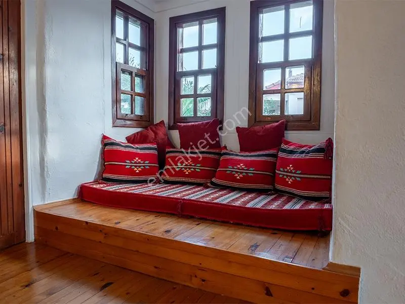 Ilıca^da Satılık Müstakil Villa - Görsel 2