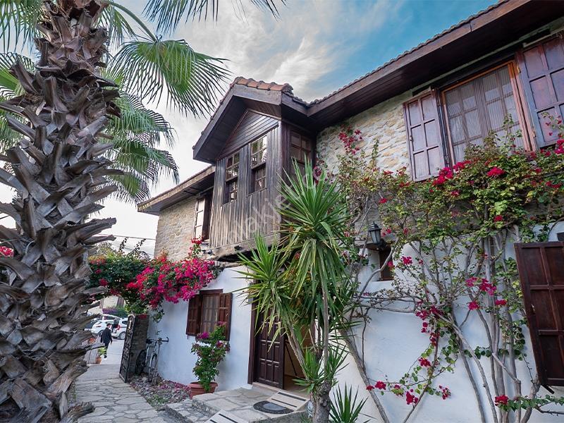 Ilıca^da Satılık Müstakil Villa - Görsel 16