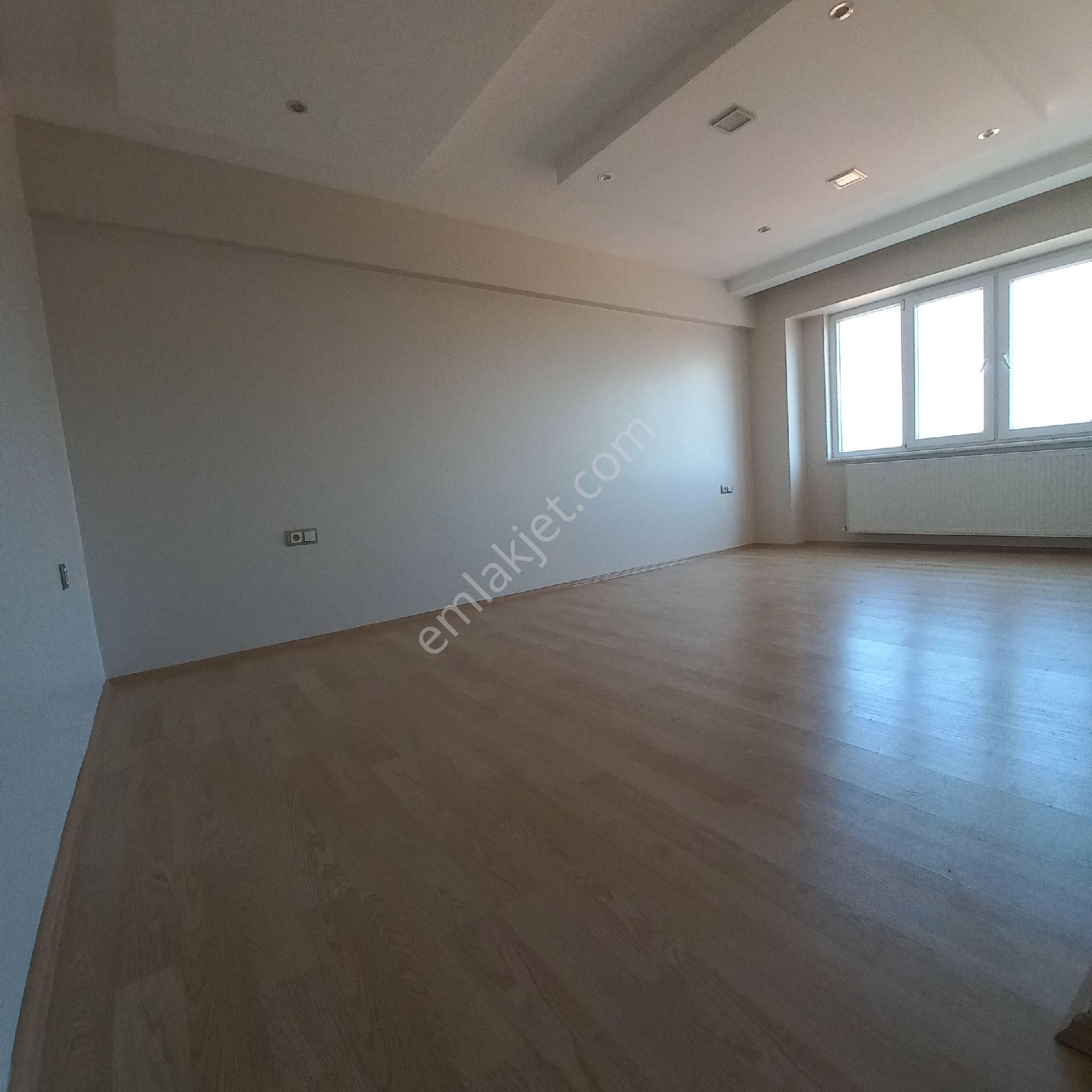 Emek Caddesinde Kiralık Arakat Dire - Görsel 20