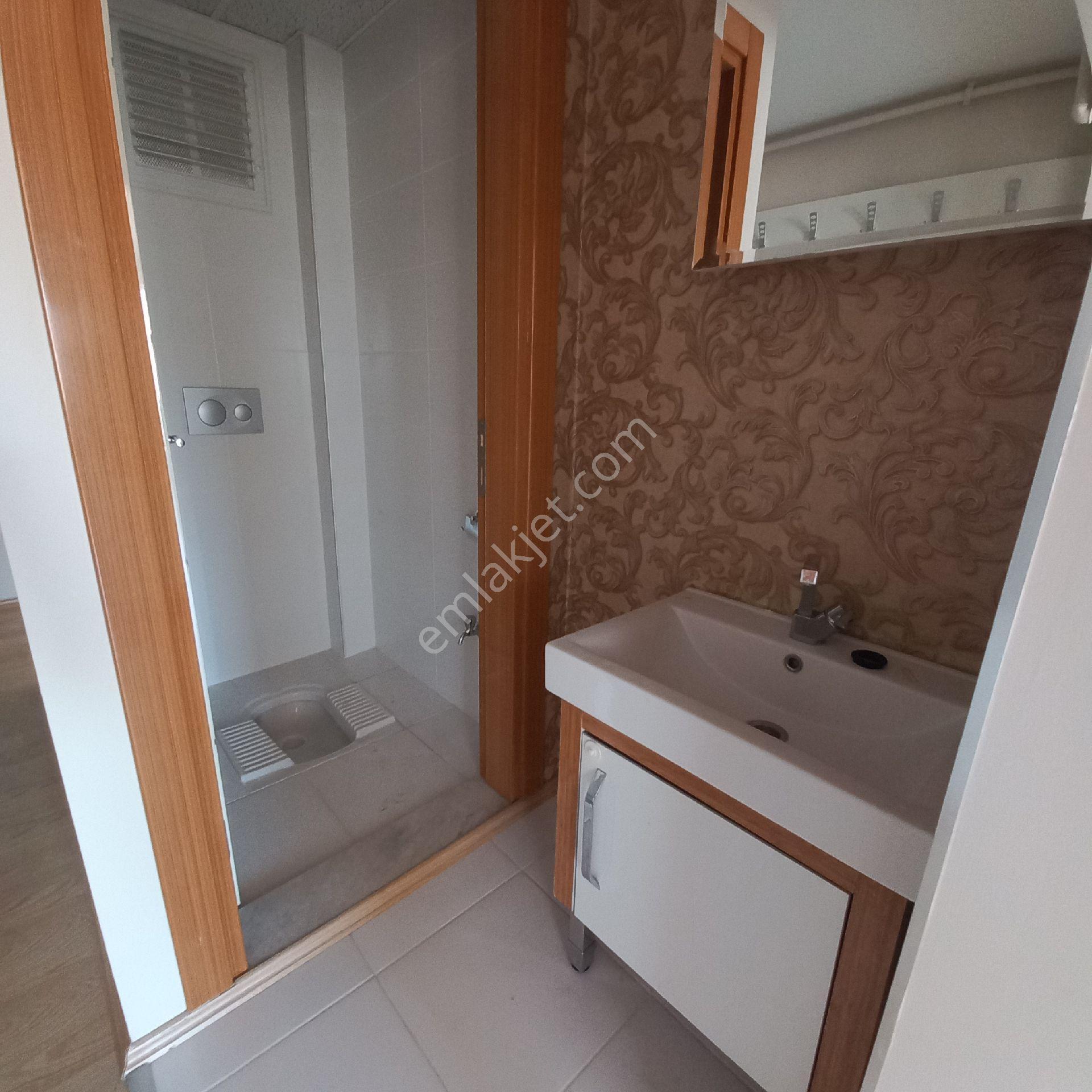 Emek Caddesinde Kiralık Arakat Dire - Görsel 13