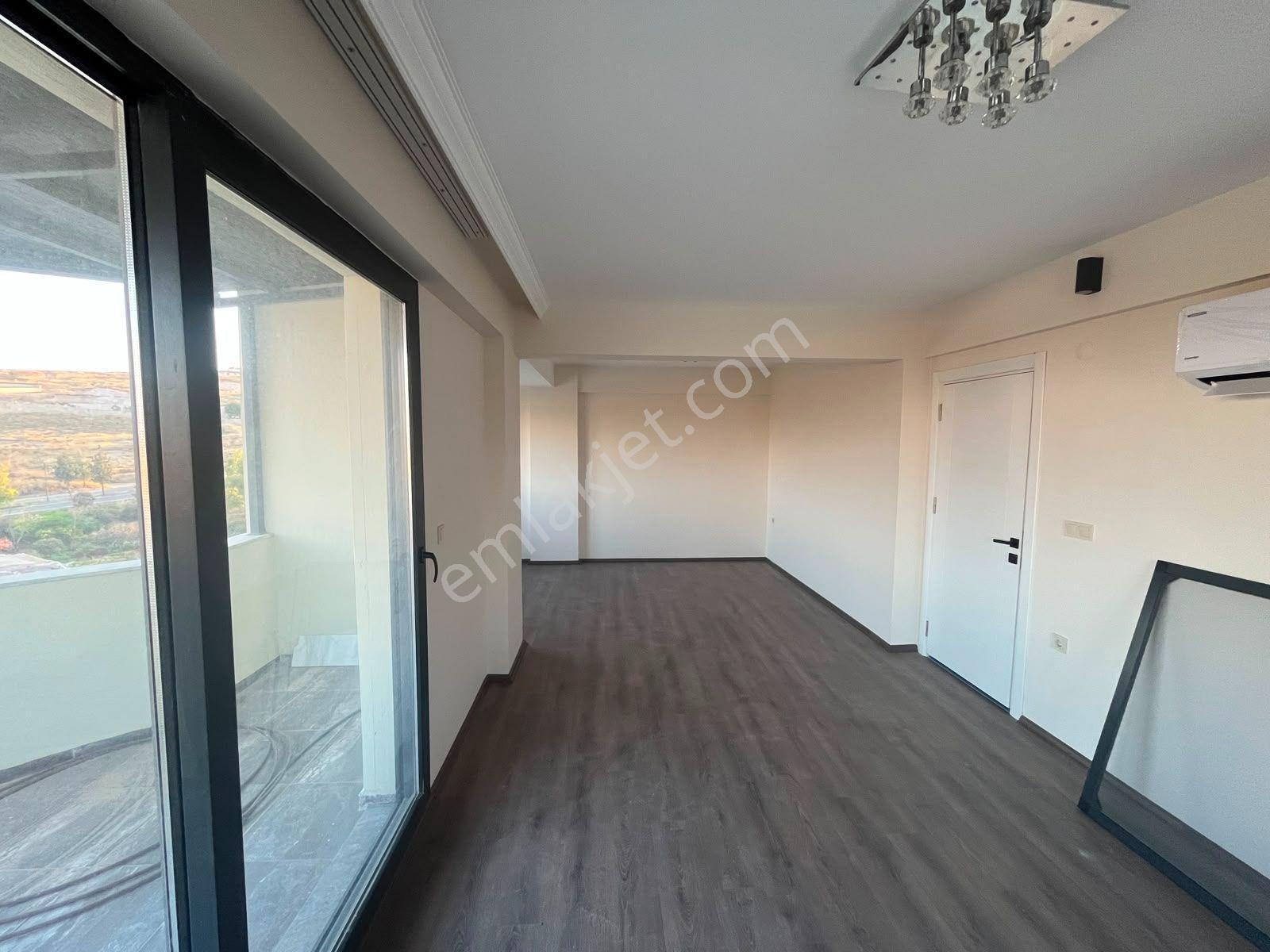 Menemen Villakent Te Ofis Olarak Kullanıma Uygun Villa - Görsel 2