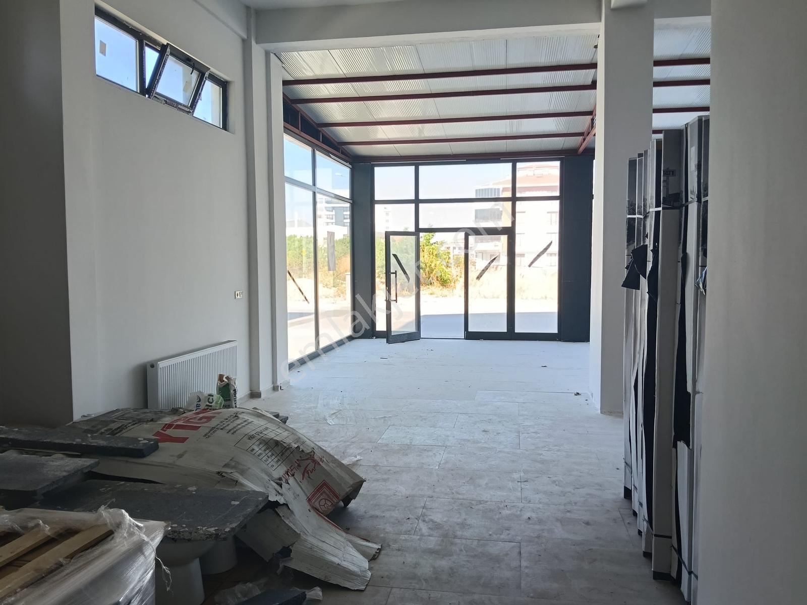 Baycura Gayrimenkul'den Gaziosmanpaşa Mahallesi Kiralık Dükkan - Görsel 2