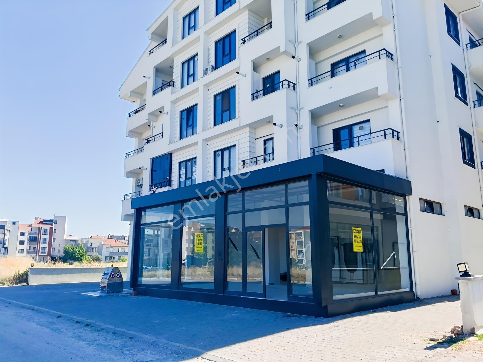 Baycura Gayrimenkul'den Gaziosmanpaşa Mahallesi Kiralık Dükkan