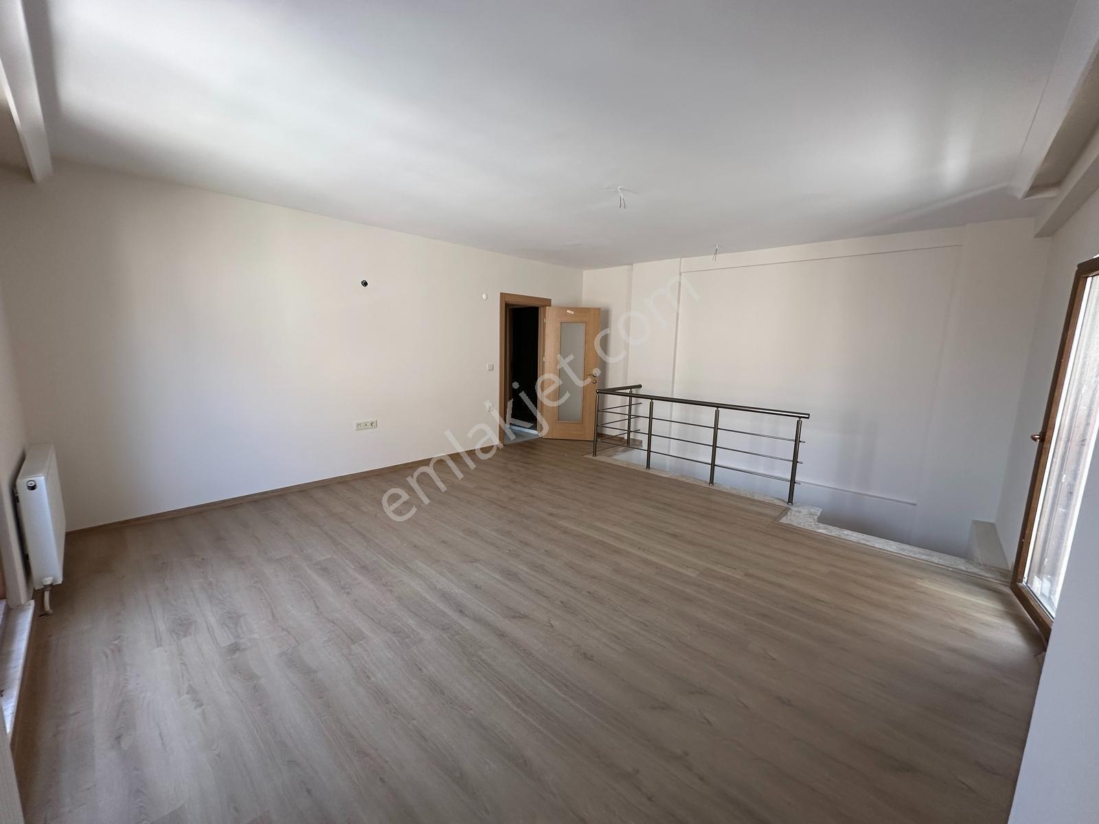 Anka Real Estate/çayırova Merkez Satılık 4+1 Bahçe Teraslı Daire - Görsel 7
