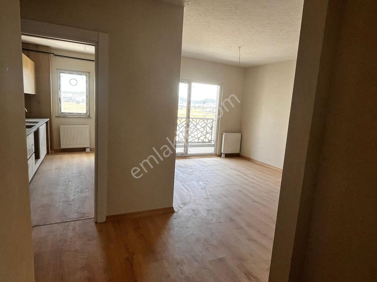 Bakyapı Prestij Yeni Hayat Sitesi Satılık 3+1 Köşe Daire
