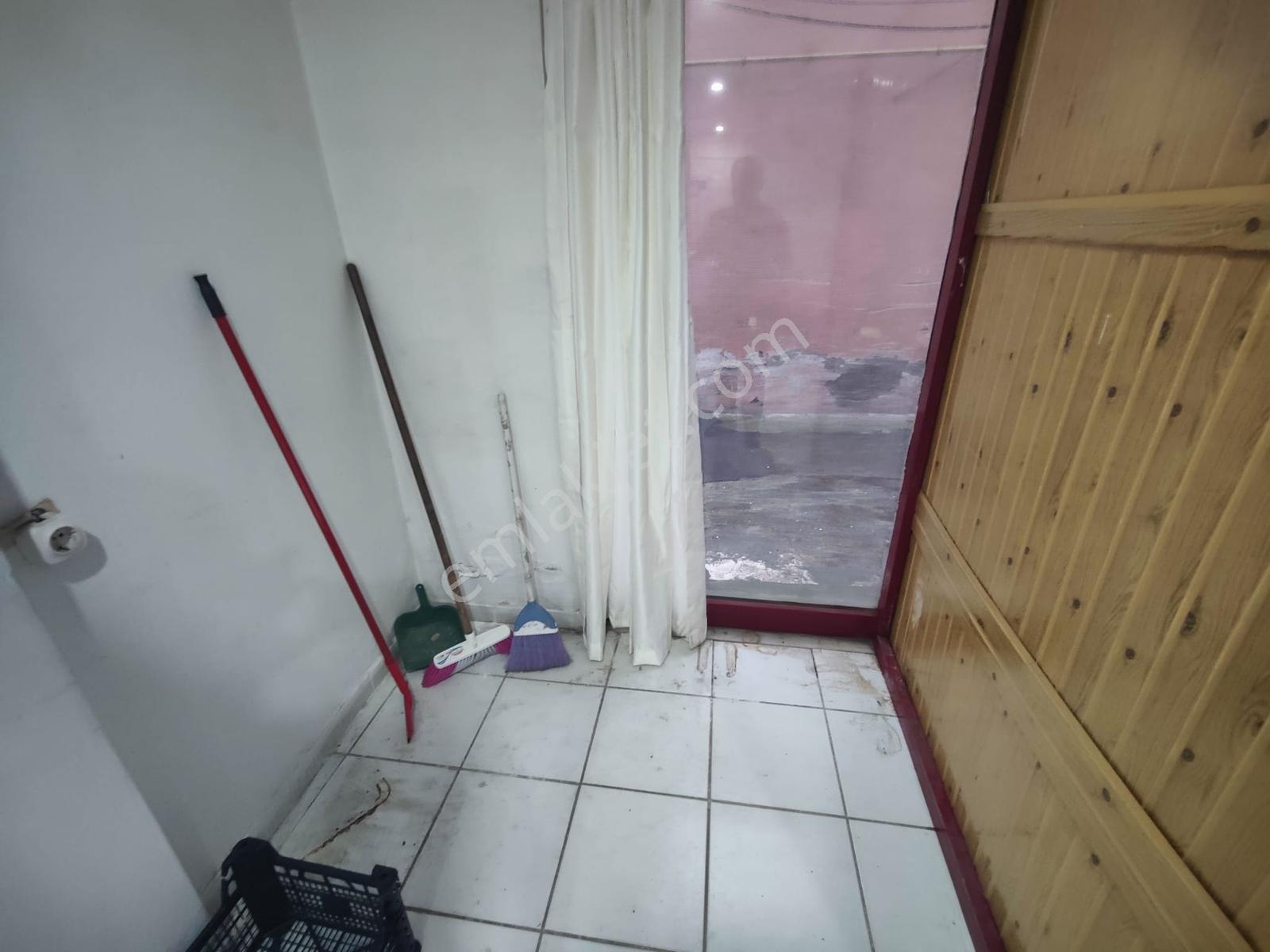 Büyükşehir Belediyesi Karşısında Satılık Dükkan+daire - Görsel 33