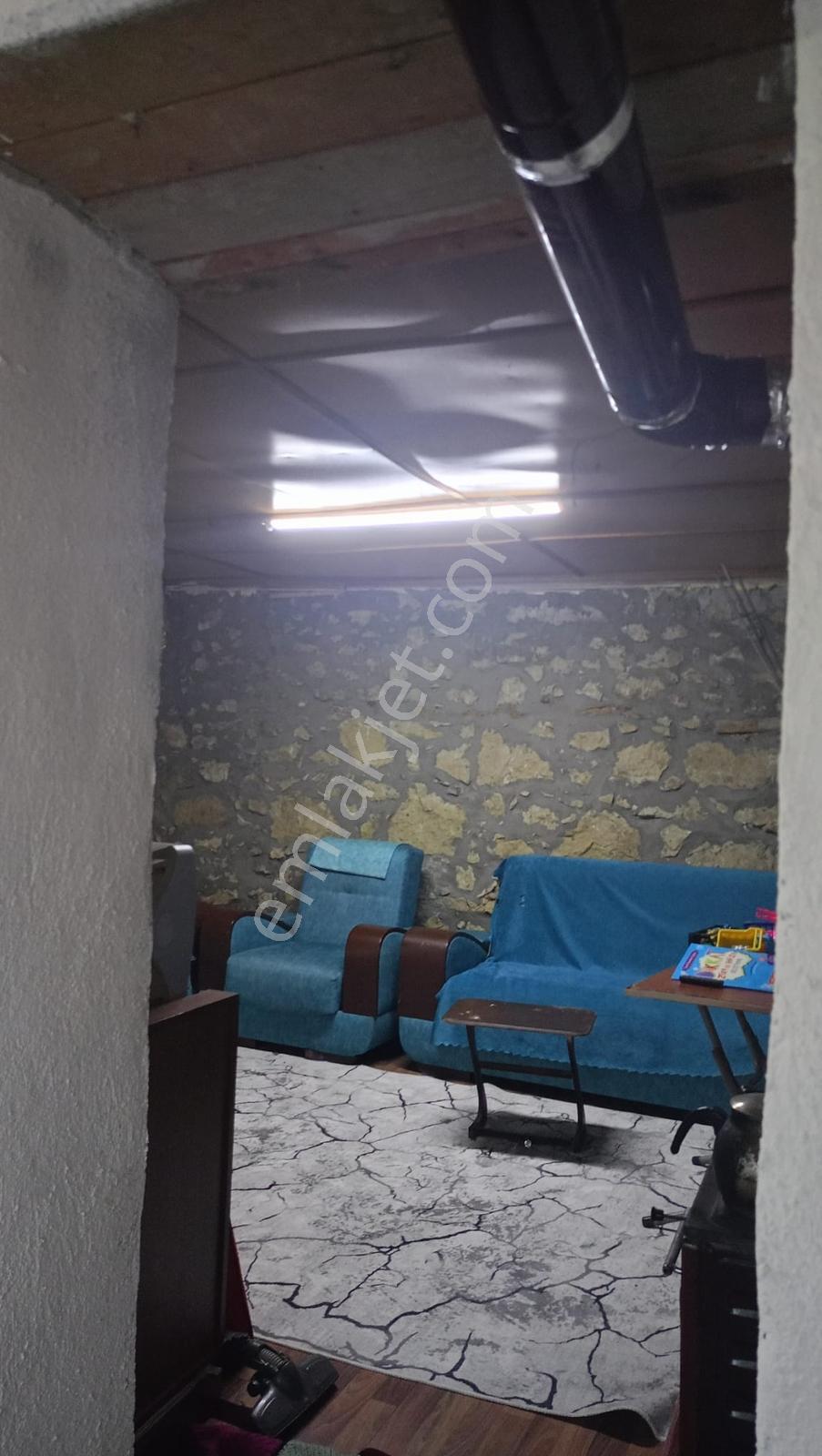 Bergama Koyuneli'nde Satılık Köy Evi - Görsel 10
