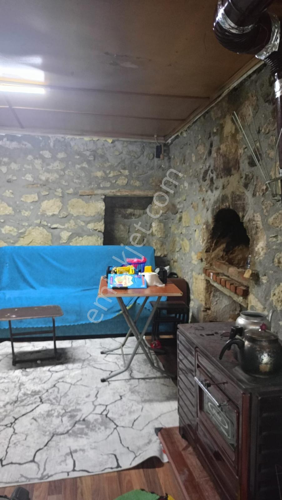 Bergama Koyuneli'nde Satılık Köy Evi - Görsel 8