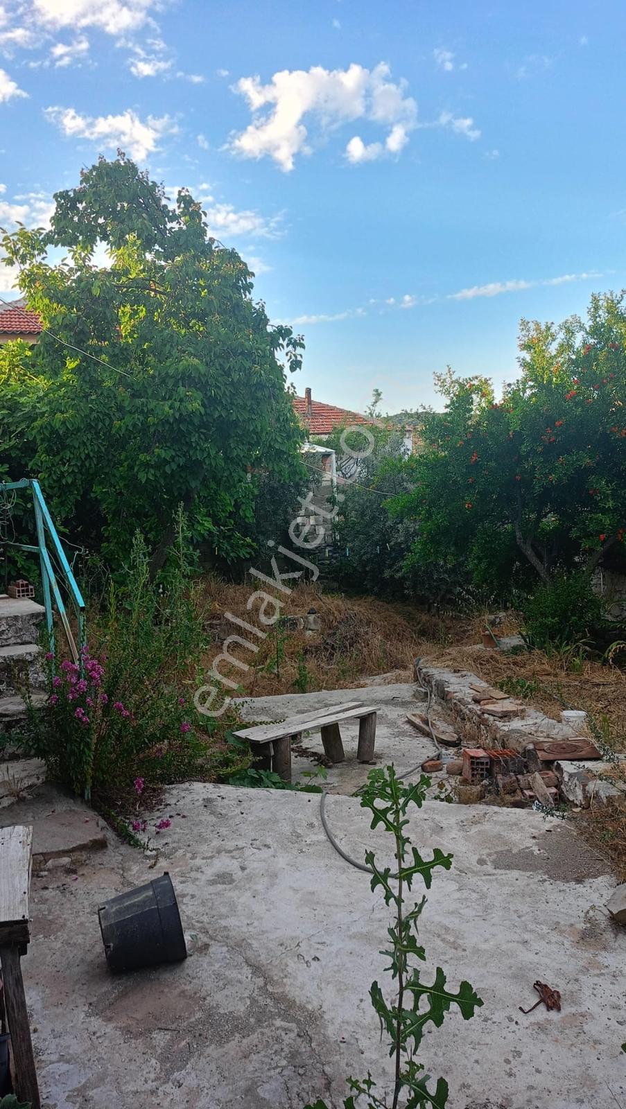 Bergama Koyuneli'nde Satılık Köy Evi - Görsel 17