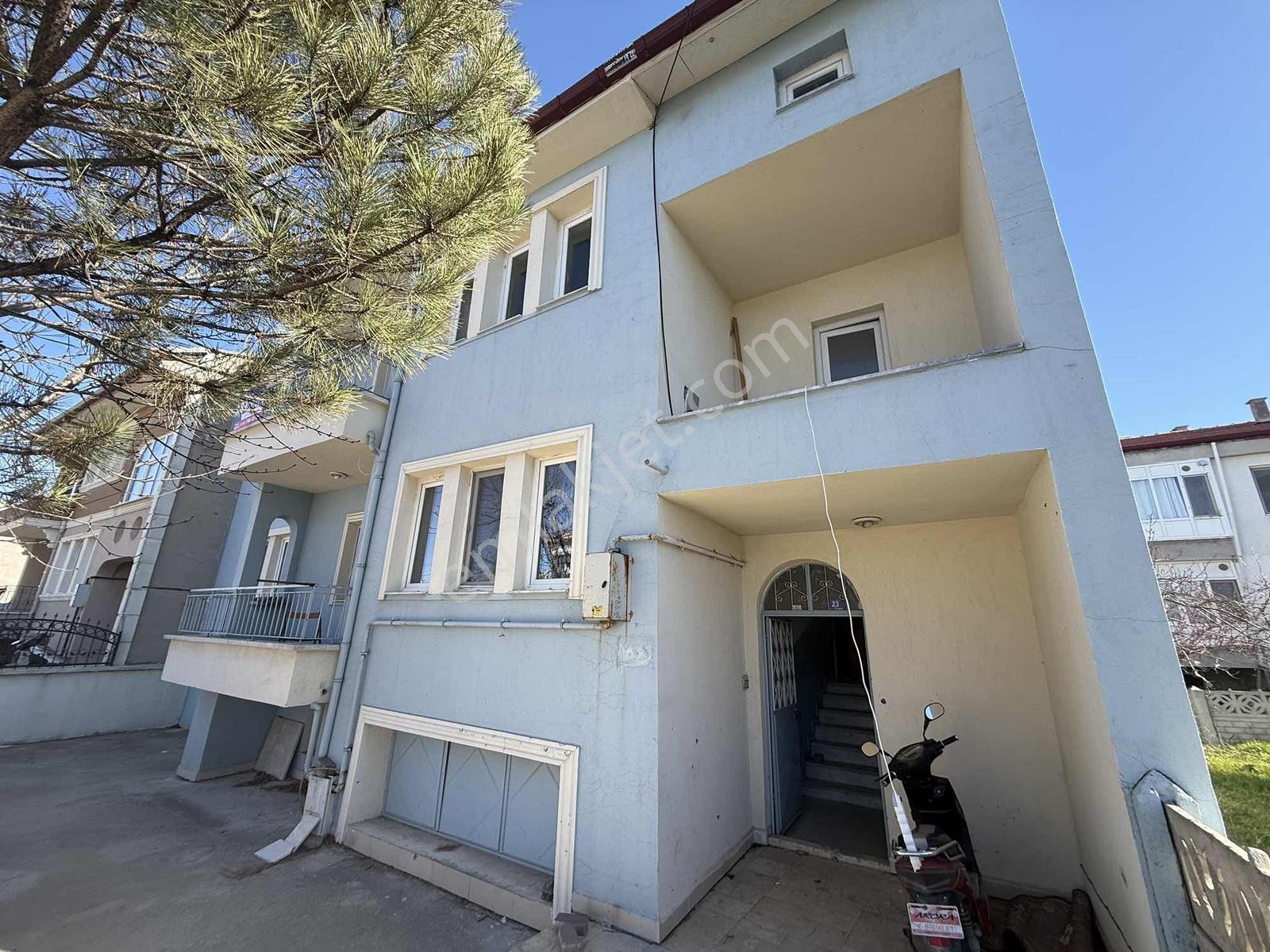 Uydukent Filli Kavşak Yakını Komple Satılık Bina - Görsel 2