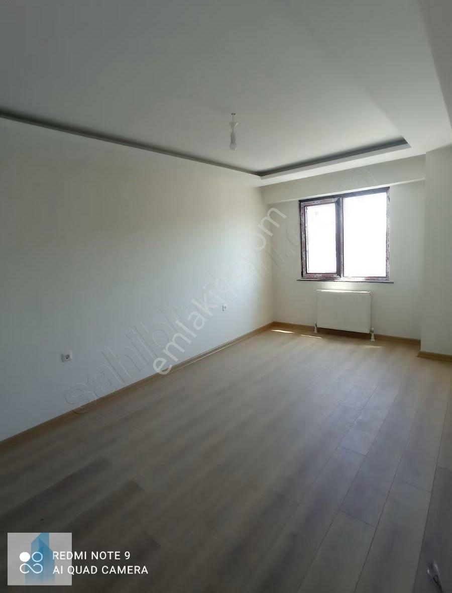 Bağcılar Meydana Yakın Site İçinde Sıfır 3+1 Daire, 120 M2 - Görsel 13