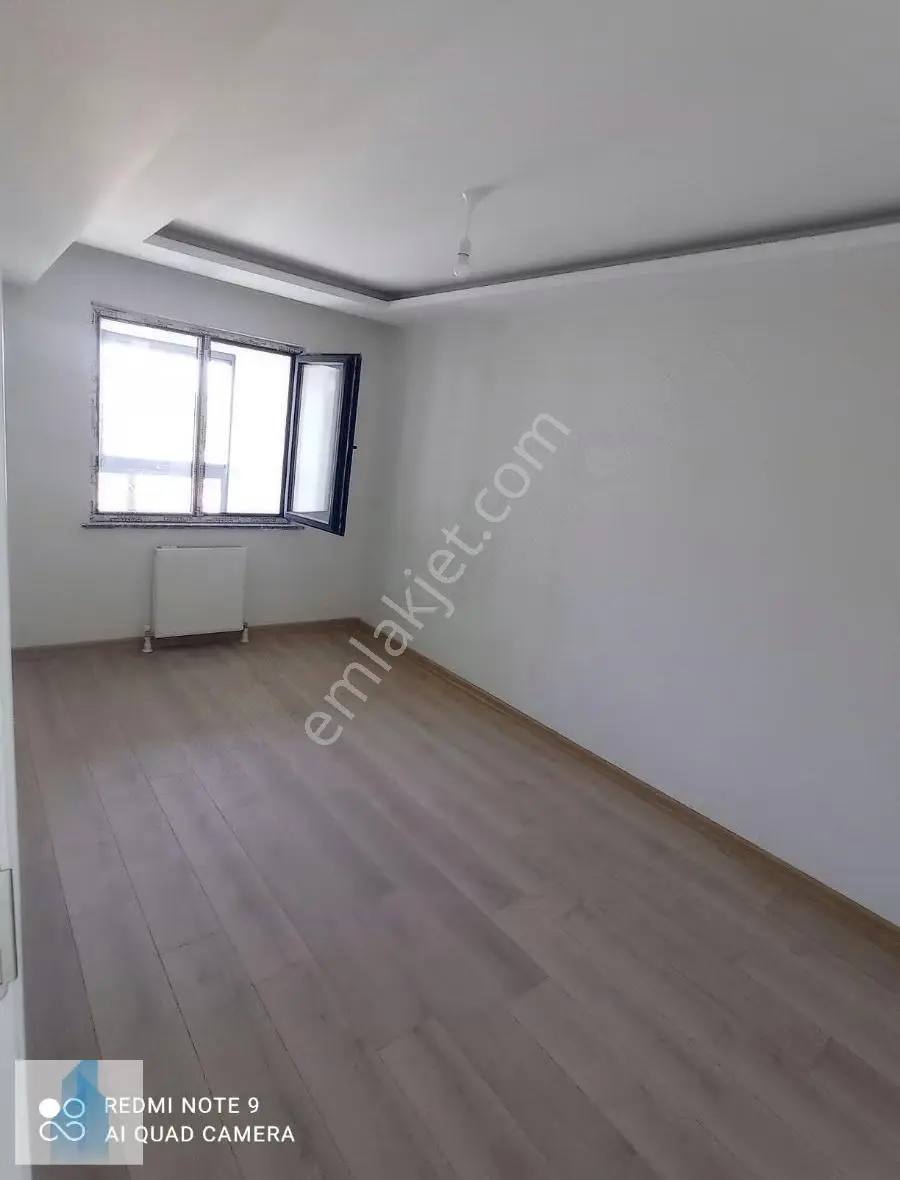 Bağcılar Meydana Yakın Site İçinde Sıfır 3+1 Daire, 120 M2 - Görsel 4