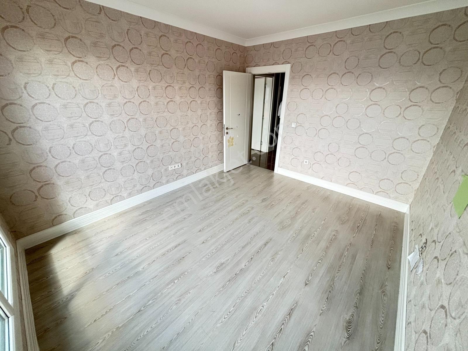Güvenlikli Sosyal Site Vadikentin En İyi Cephesinde 3+1 Kiralık - Görsel 27