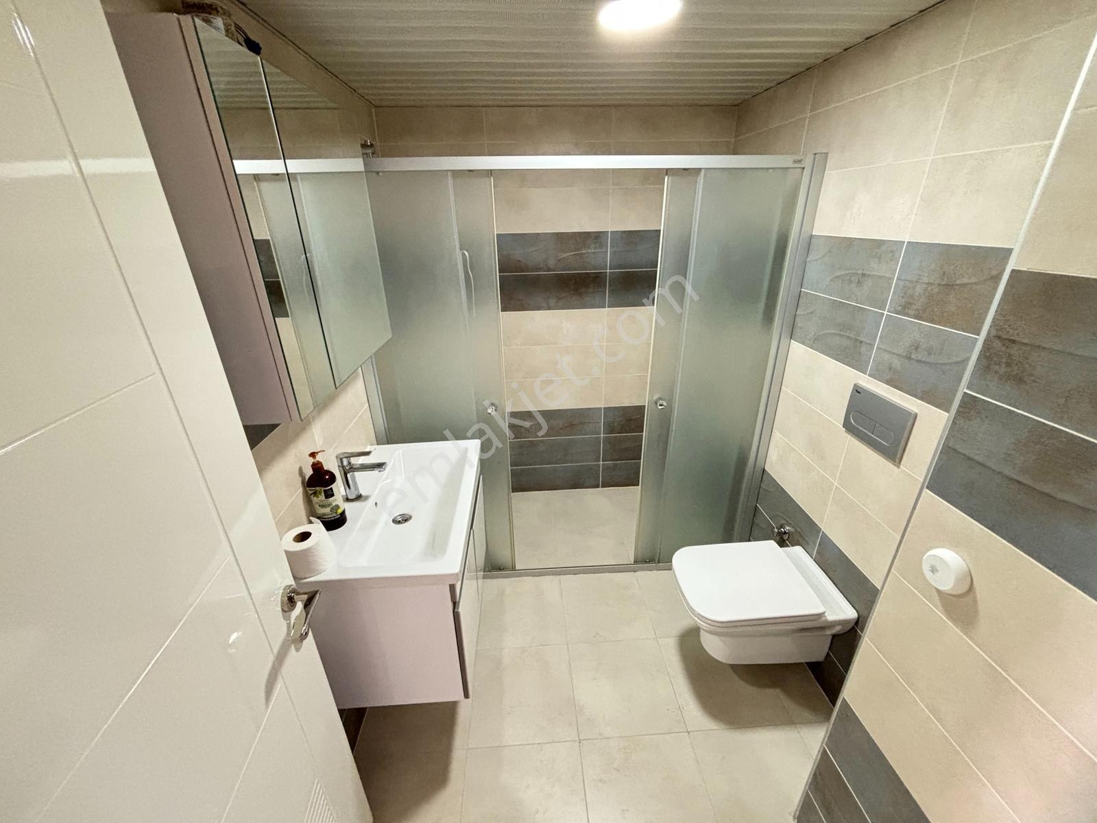 Güvenlikli Sosyal Site Vadikentin En İyi Cephesinde 3+1 Kiralık - Görsel 9