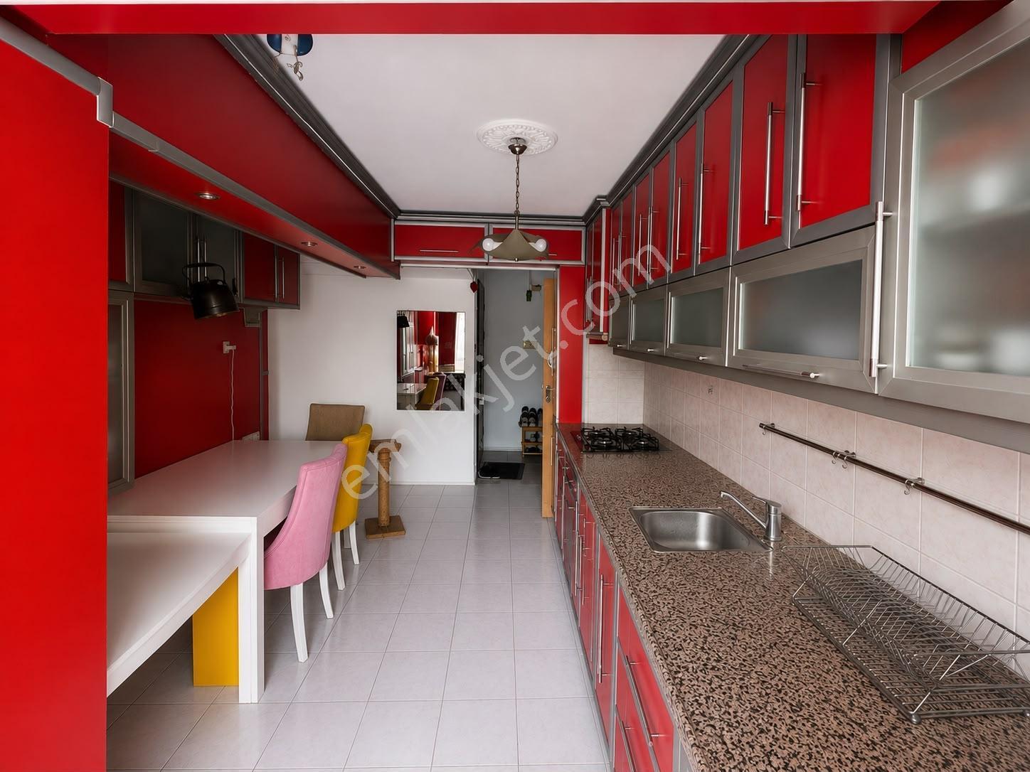 İnönü Cad Hatay Metro Yakını Geniş Ve Ferah 3+1 140 M² Daire - Görsel 24