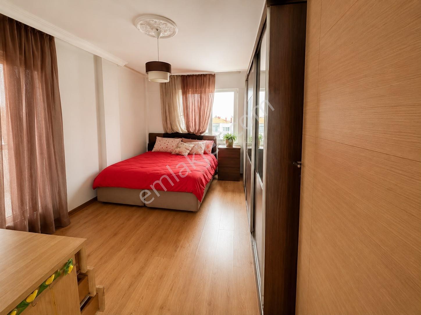 İnönü Cad Hatay Metro Yakını Geniş Ve Ferah 3+1 140 M² Daire - Görsel 30