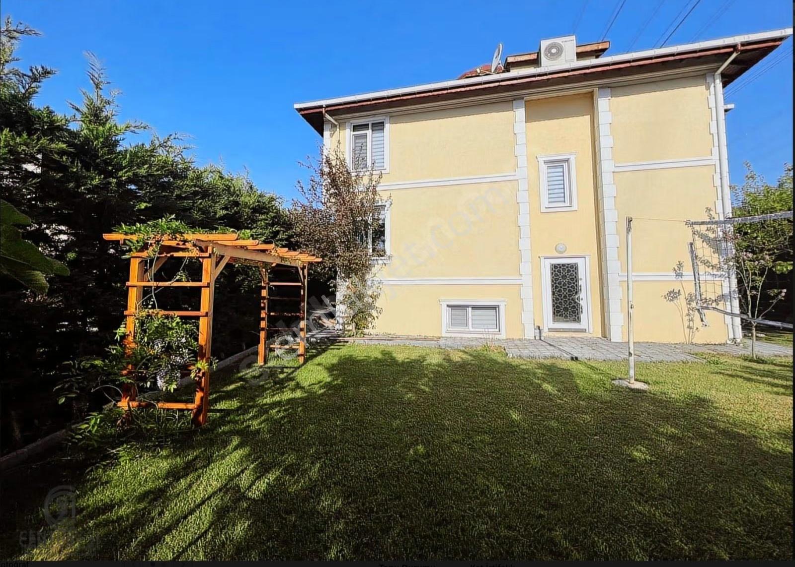 Çatalca Ceylankent Sitesinde Tripleks Villa - Görsel 2