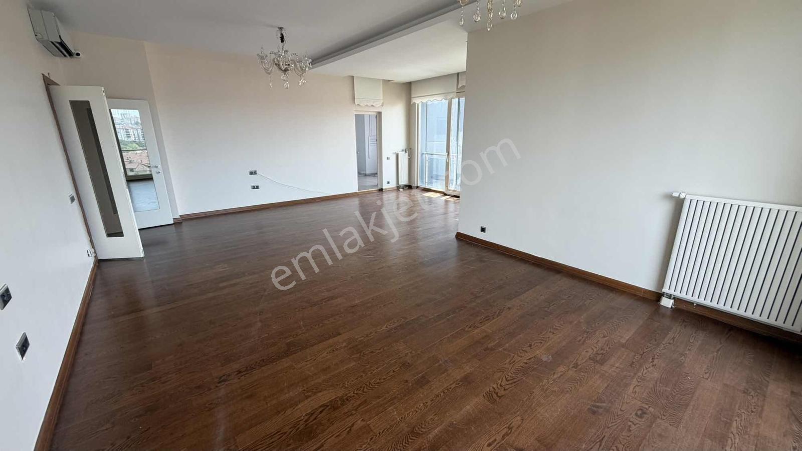Çiğdem Emlak'tan The İst Veliefendi Sitesinde Kiralık 4+1 Daire - Görsel 22