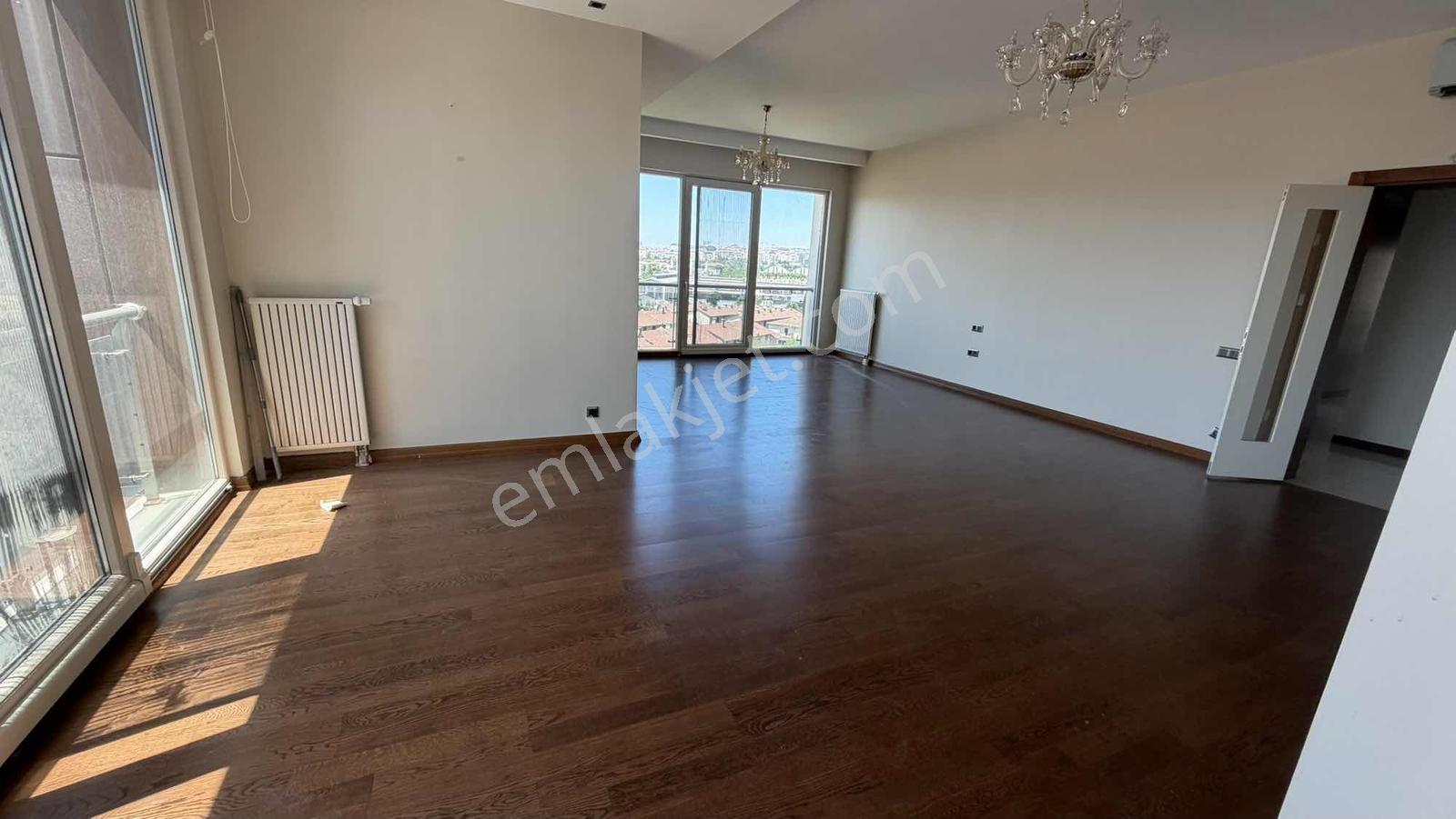 Çiğdem Emlak'tan The İst Veliefendi Sitesinde Kiralık 4+1 Daire - Görsel 19