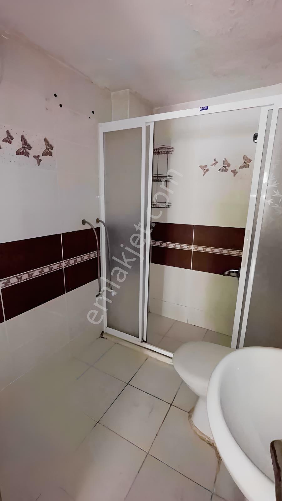 İlahiyet Fakültesi Göztepe Metro Yakını 3+1 130 M2 Arakat Daire - Görsel 7