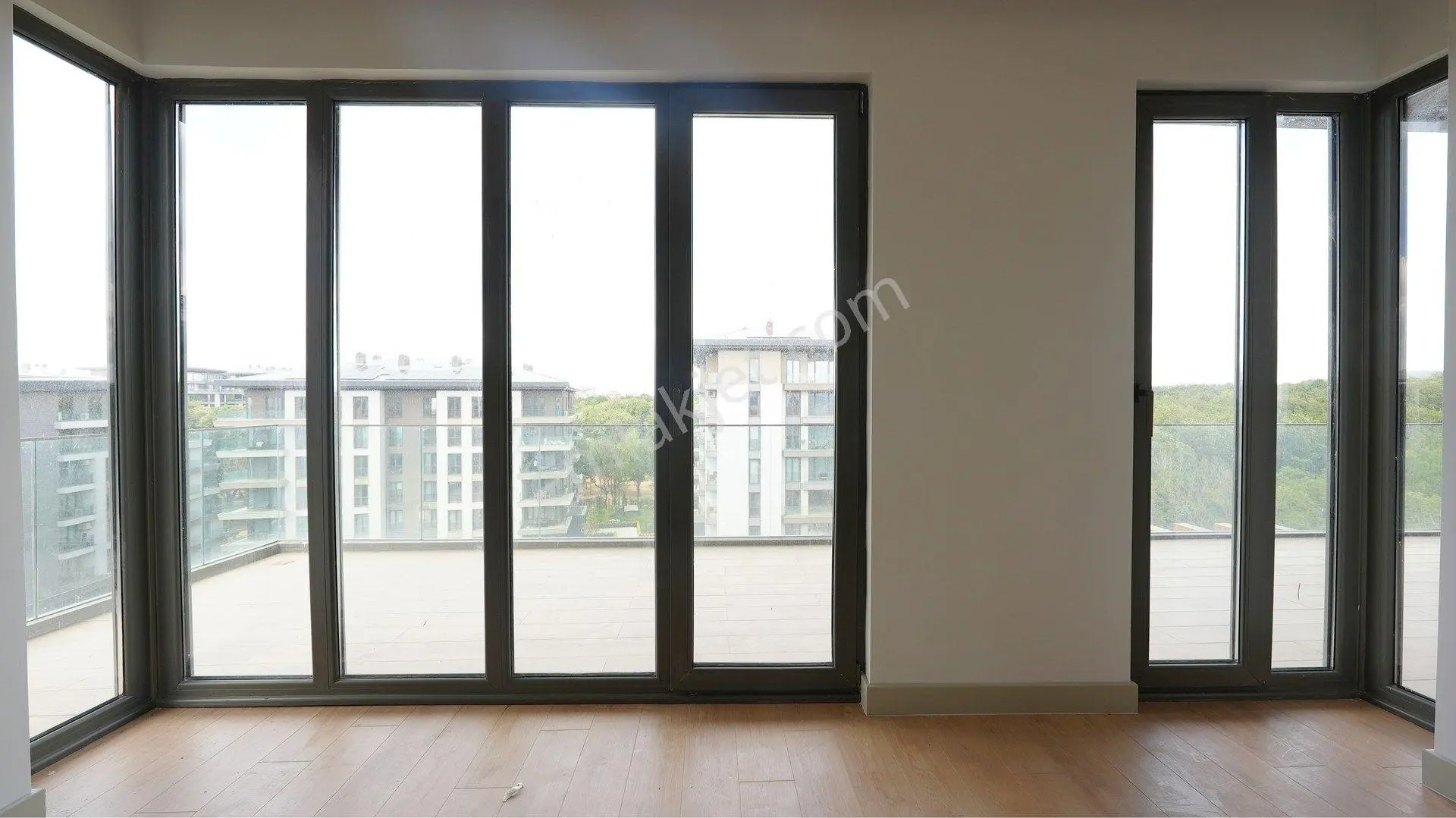 Çekmeköy Emlak Konut Çınarköy'de Orman Manzaralı 4+1 Teraslı Daire - Görsel 34