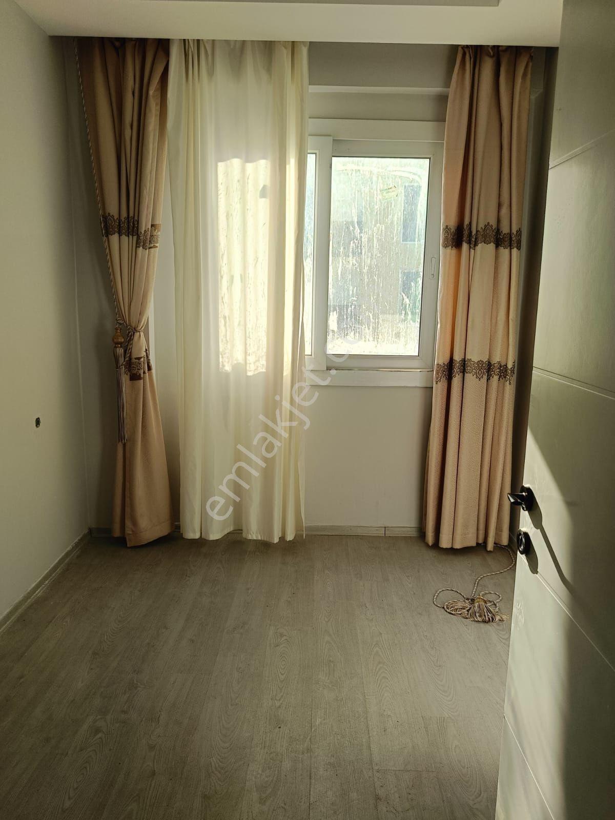 Birlik Gayrimenkul Den Çınarlı Bulvar Üzeri 1+1 Geniş Oturumlu Yatırıma Uygun Kaçmazz Daire - Görsel 6