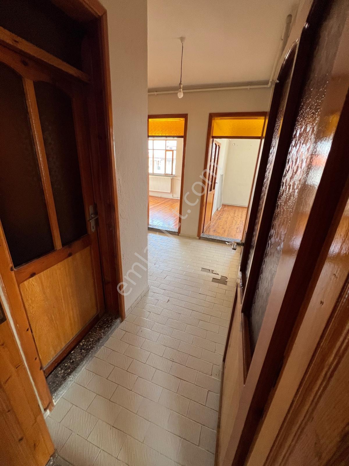 Zeytinköy Mah Yeniyol Altı Çift Balkonlu Kiralık 3+1 Daire - Görsel 13