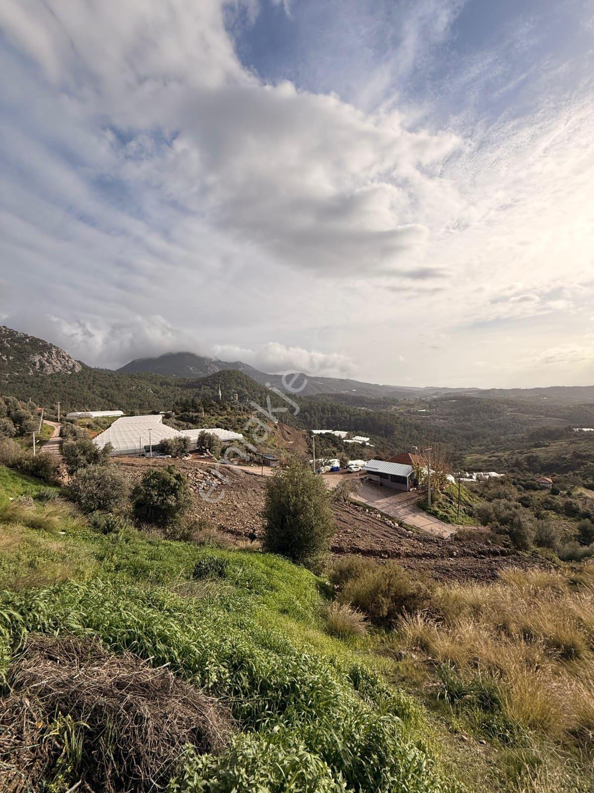 Kumluca İncircik'te 1412 M² Doğa Ve Deniz Manzaralı Arsa