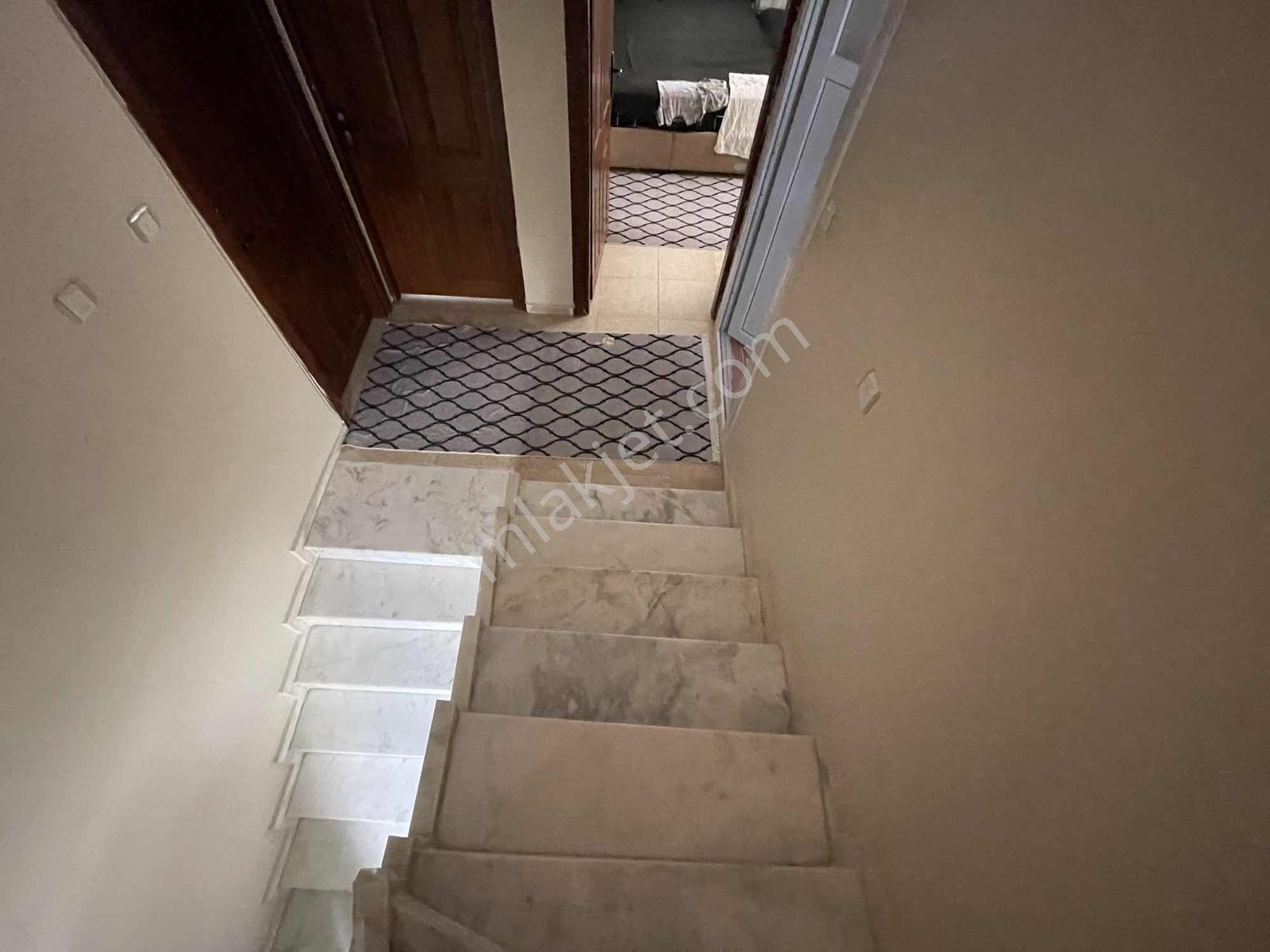 Arda'dan Mersin Yenişehir Kocahamzalı'da Satılık Triblex Villa - Görsel 14