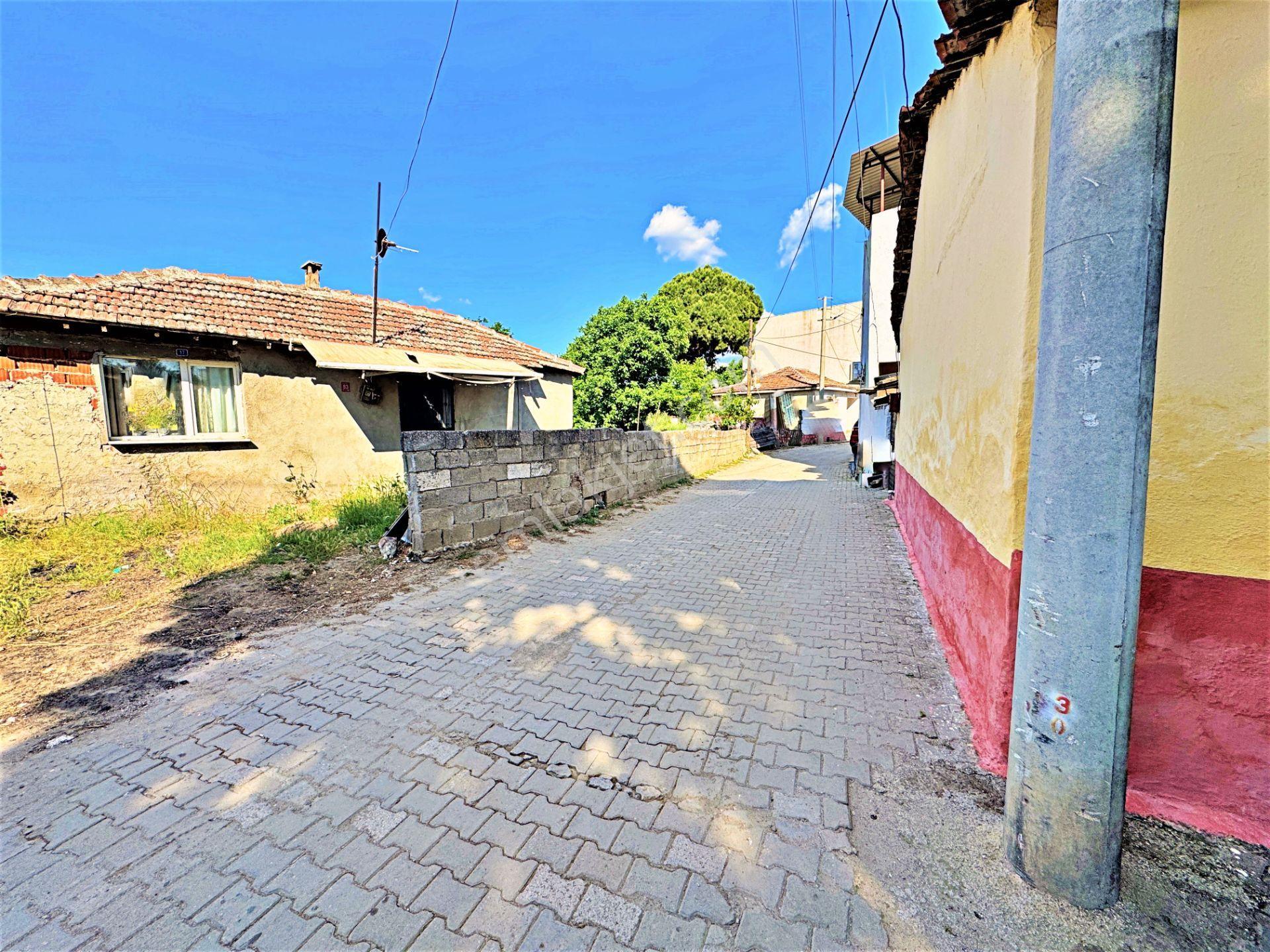 Edremit'te Tek Yetkili Gültaş Emlak'tan Satılık 150 M² 2 Kat İmarlı Arsa - Görsel 14